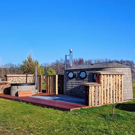 Landgut Voigtsmühle Glamping Lodge Villa Veranda XL 1 Friedland  Exterior foto
